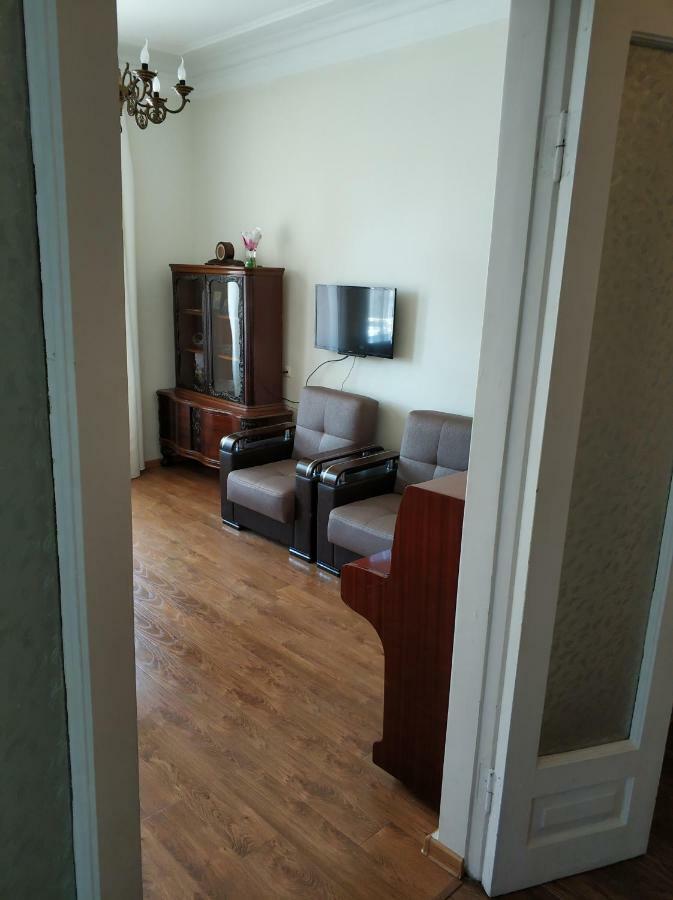 Apartment Medea Батуми Экстерьер фото